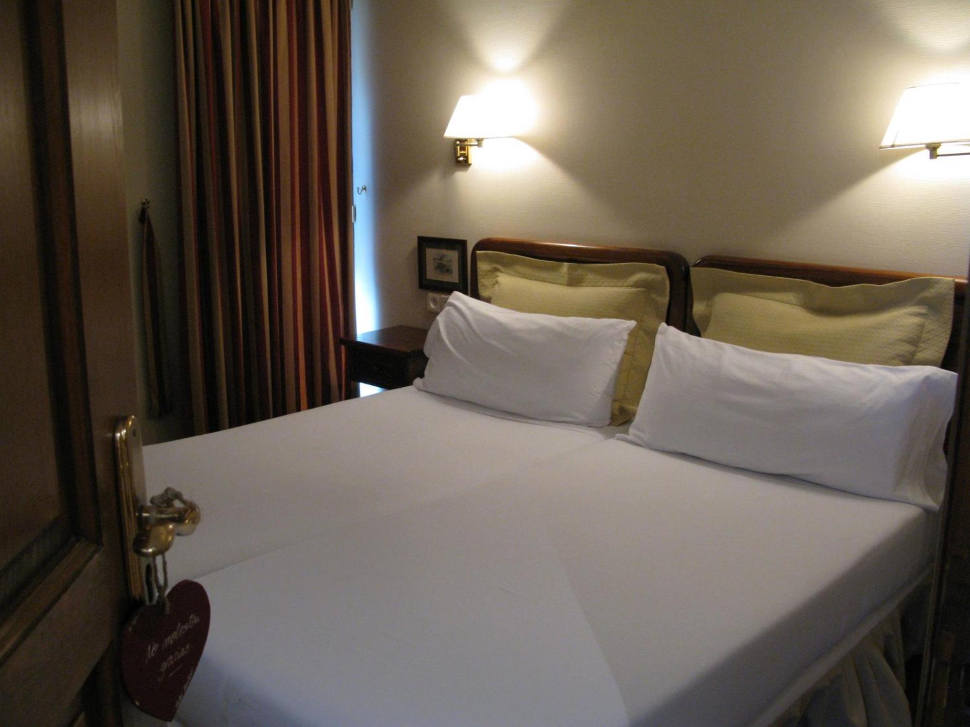 Besiberri Hotel Arties Eksteriør billede